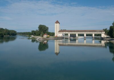 Flood and drought risk forecasting